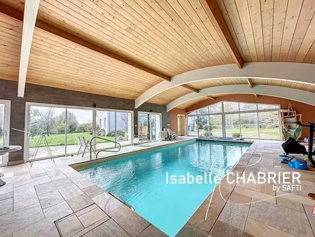 vente maison 8 pièces 244 m² à la chapelle-saint-laud (49140)  650 000 €