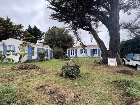 vente maison 7 pièces 122 m² à l'ile-d'yeu (85350)  675 000 €
