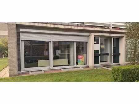 appartement d'angle en rez-de-chaussée