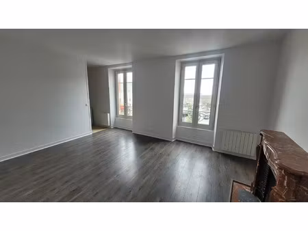 location appartement 2 pièces à dinan (22100) : à louer 2 pièces / 44m² dinan