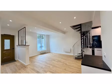 vente maison 5 pièces 125 m² à paris 18ème (75018)  1 095 000 €