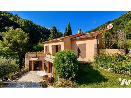 vente maison 7 pièces 188 m² à castellar (06500)  1 113 000 €