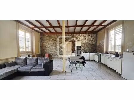 ancienne école réhabilitée en maison d'habitation