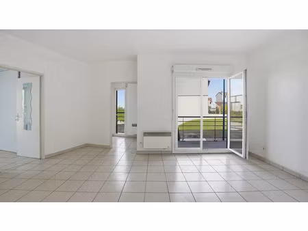 vente appartement 2 pièces 47 m² à clermont-ferrand (63000)  119 000 €