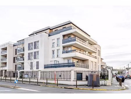 vente appartement 2 pièces 42 m² à livry-gargan (93190)  175 000 €