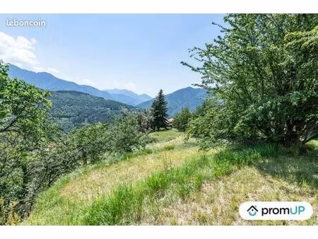 terrain 4 500 m² belvedere