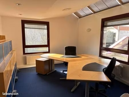 local champagne au mont d or