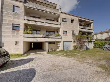 vente appartement 5 pièces 114 m² à avignon (84000)  203 000 €