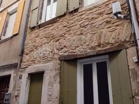 jolie maison de village avec 2 chambres et une cour