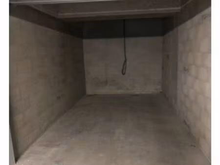 a vendre garage de 17m2