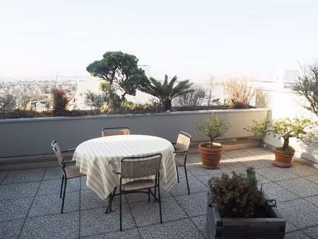 appartement 5 pièces 104 m2