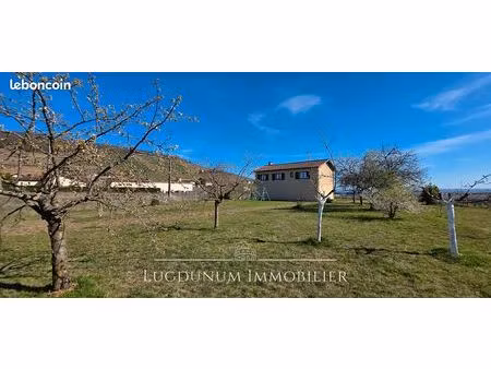 propriété 5 pièces 93 m²