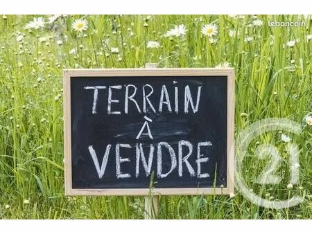 terrain 3 072 m² etreux