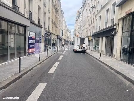 local commercial 84 m²