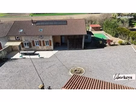 longère 9 pièces 160 m²