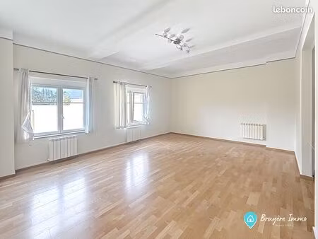 appartement 3 pièces 94 m²