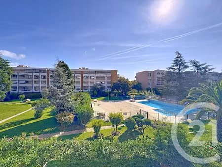 vente appartement 2 pièces 32.1 m² à mandelieu-la-napoule (06210)  189 000 €