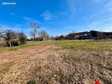 terrain 1 040 m² viriat