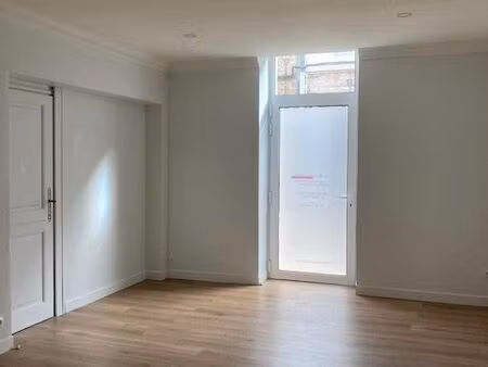 local commercial 45 m²