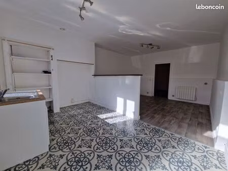 plain pied 1 ch  40m² avec jardin