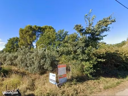 terrain 1 150 m² lorgues