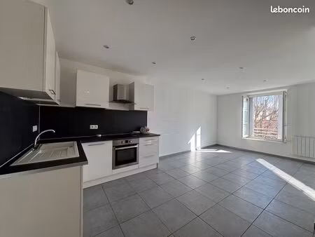 appartement 3 pièces 58 m²