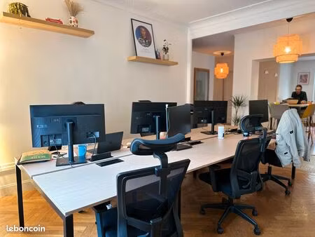 bureaux (entier) à louer 10 postes