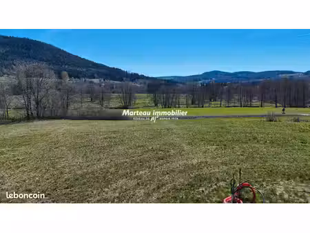 terrain 1611 m² les poulieres