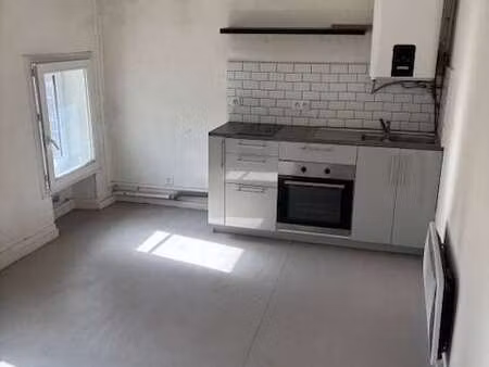 location appartement 2 pièces à bordeaux (33000) : à louer 2 pièces / 37m² bordeaux