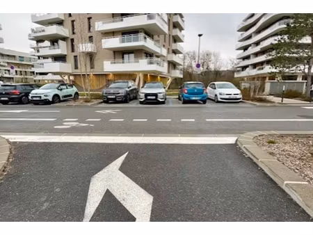 annonce parking/garage à louer