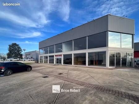 local d'activité 423 m²