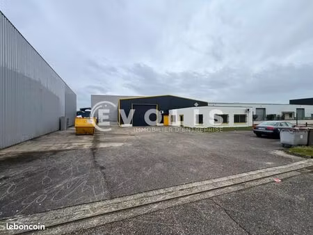 local d'activité 620 m²