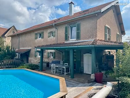 ferme 8 pièces 205 m²