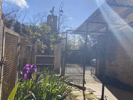 agréable maison de village avec jardinet et terrasse avec vu