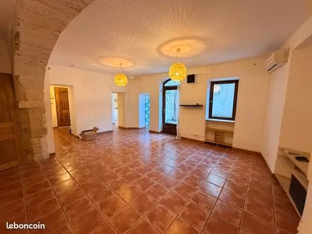 appartement bourg saint andeol