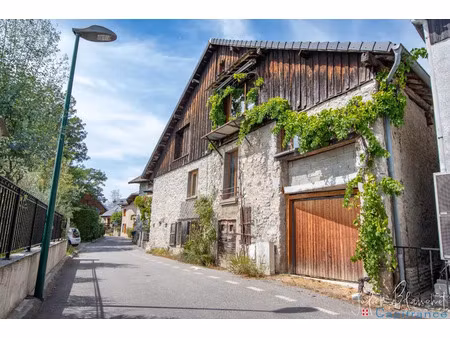 vente immeuble 186 m² porte-de-savoie (73800)