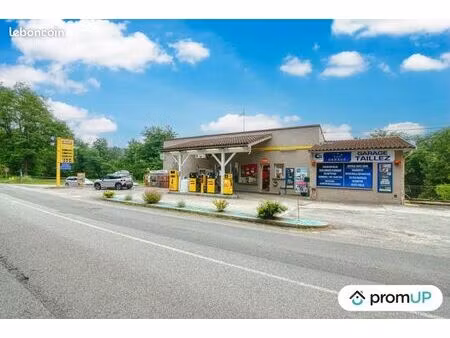 local saint pierre de riviere