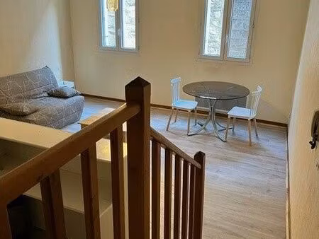 studio 1 pièce 28 m²