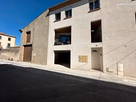 parking/box 1 pièce 15 m²