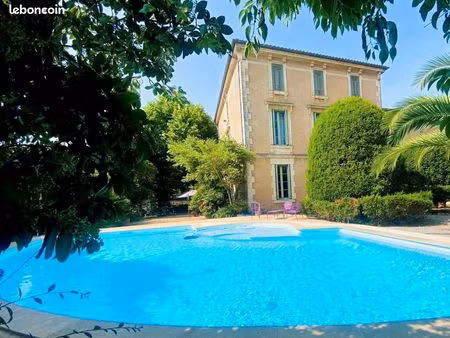 au cœur des corbieres - magnifique propriété du xixème (t13) de 402m2 avec parc et piscine