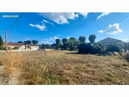 terrain 720 m² saverdun