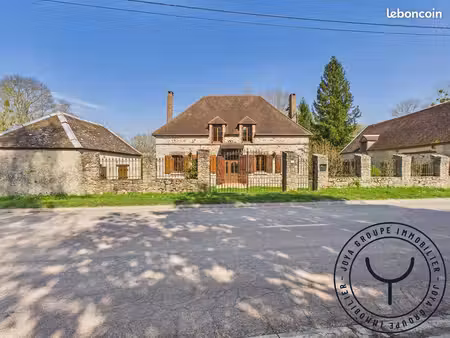 maison 7 pièces 178 m²
