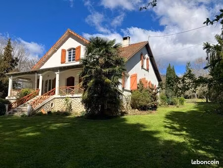 grande maison à orgibet