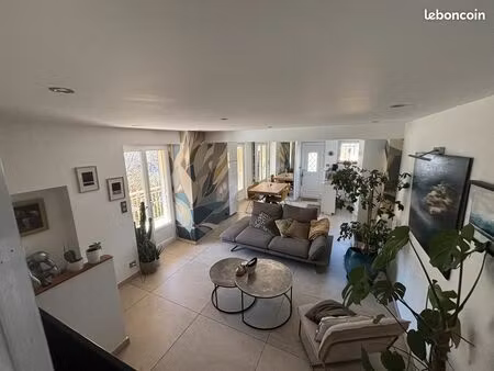 maison t5 8mn du lac et du centre ville a pied