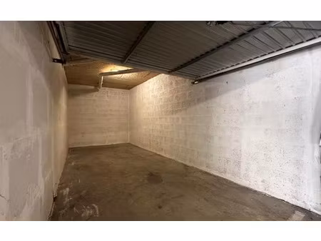 location stationnement  15.5 m² t- à bordeaux  110 €