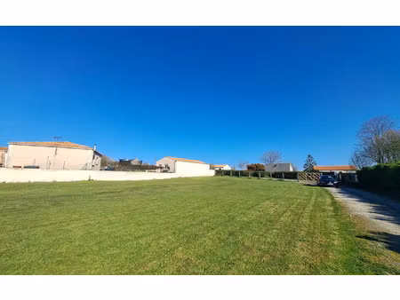 terrain loire-les-marais m² t- à vendre  110 000 €