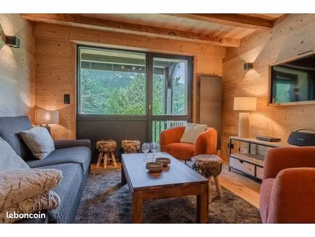 triplex standing charme soleil terrasse à serre chevalier