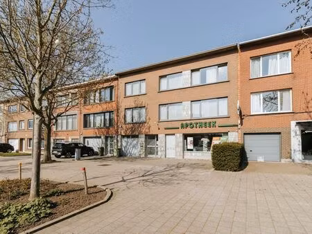 bien professionnel à vendre à merksem € 240.000 (lmq2a) - onid real estate - merksem | zim
