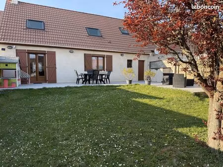 pavillon 5 pièces 105 m²