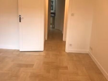 grand studio a louer